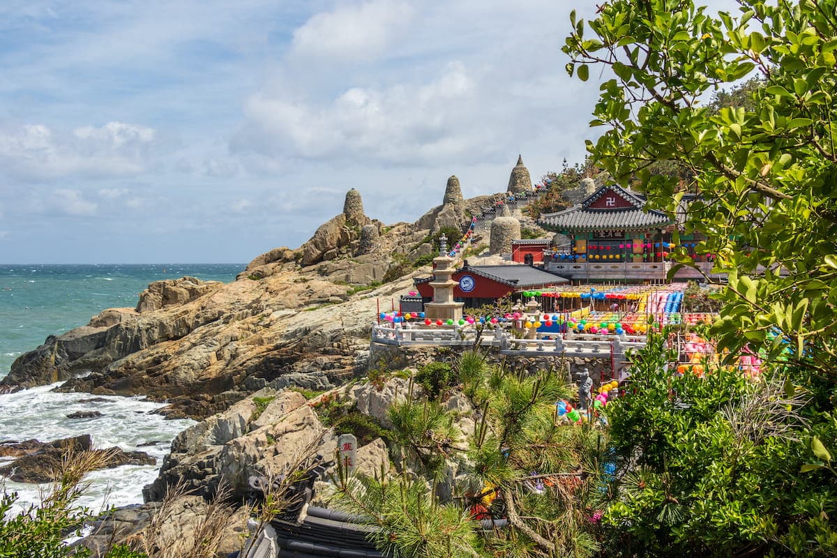 South Korea - Busan - Haedong Yonggunsa Temple 3