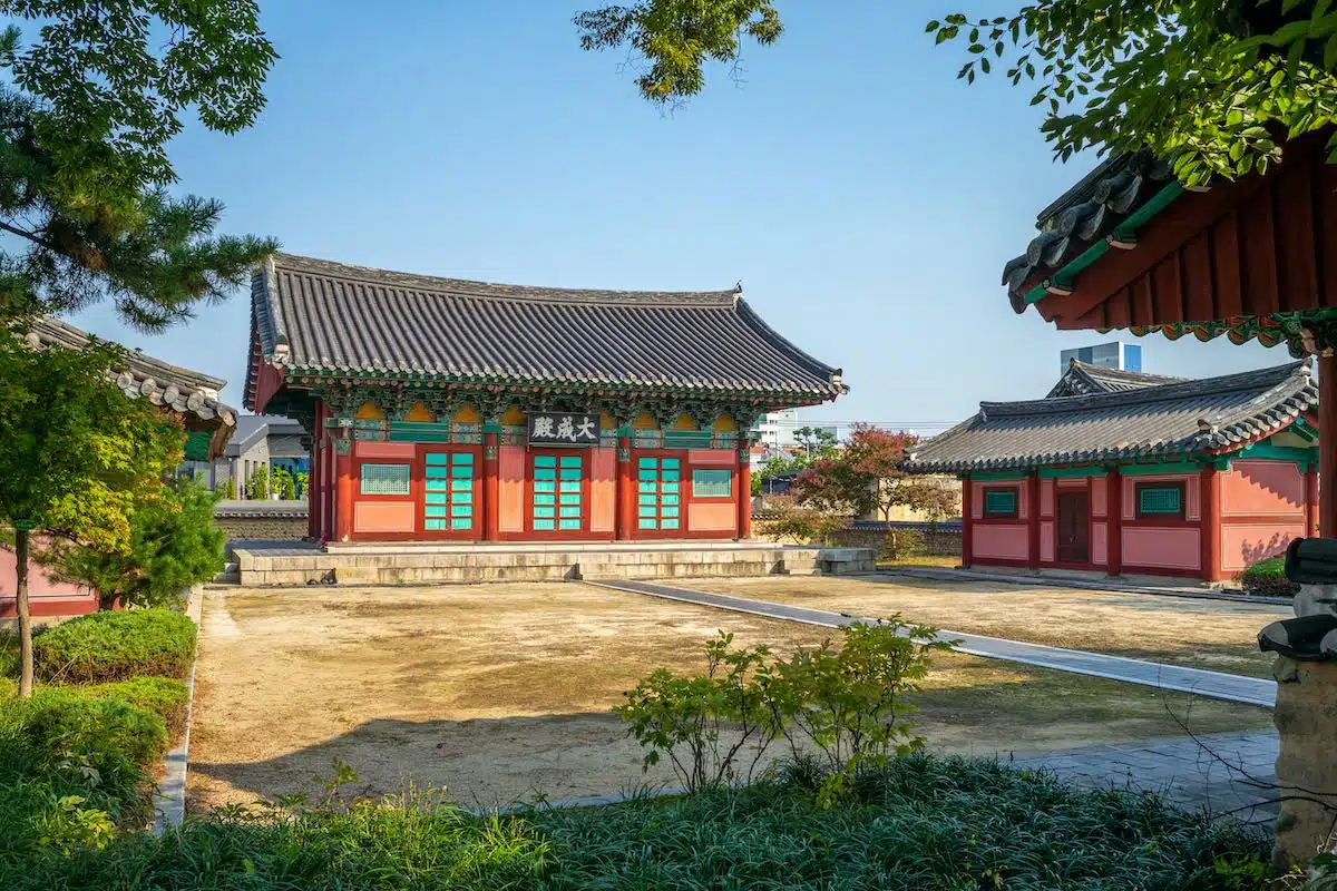 South Korea - Jeonju - Hyanggyo 3