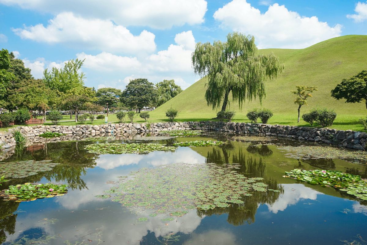 South Korea - Gyeongju - Tumuli Park 2