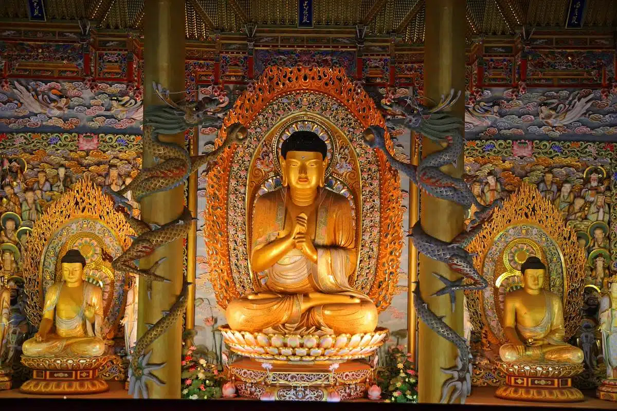 South Korea - Jeju Island - Yakcheonsa Temple 3