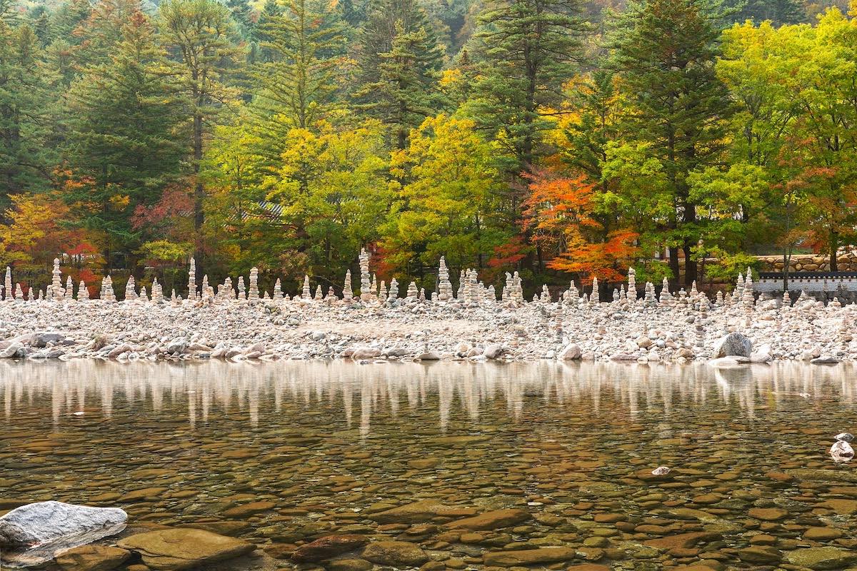 South Korea - Seoraksan - Baekdamsa Temple 3