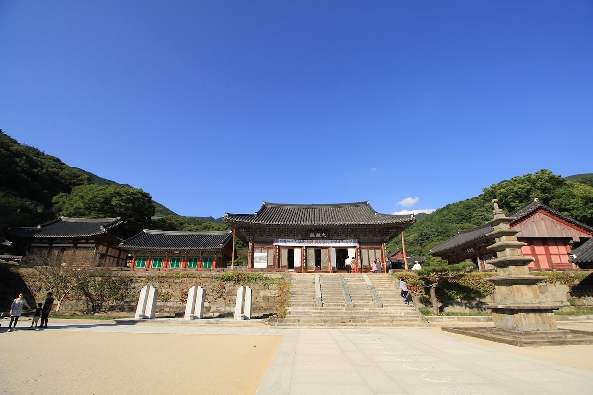 South Korea - South Jeolla - Gurye 4 - Hwaeomsa